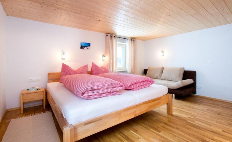 Haus Gaudenz Lägenhet Warth  Rum bild