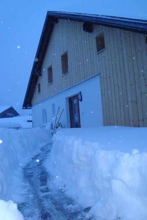 Haus Gaudenz Lägenhet Warth  Exteriör bild